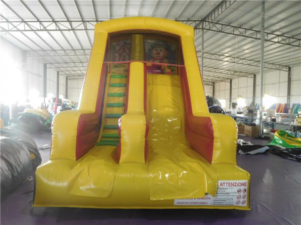 scivolo gonfiabile per bambini tema circo