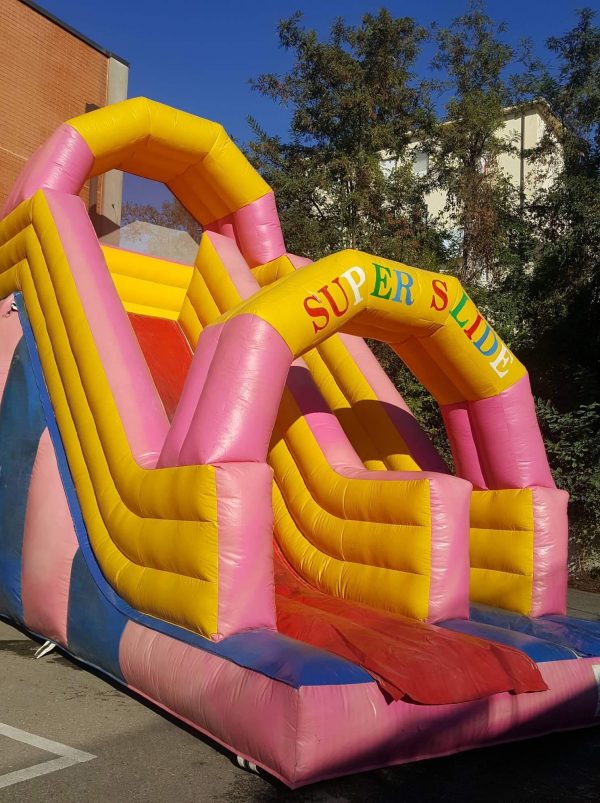 scivolo gonfiabile usato