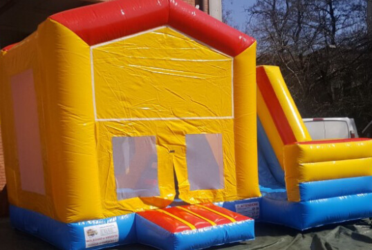 casetta gonfiabile gioco per bambini