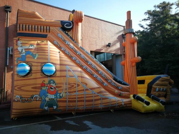 galeone gonfiabile usato