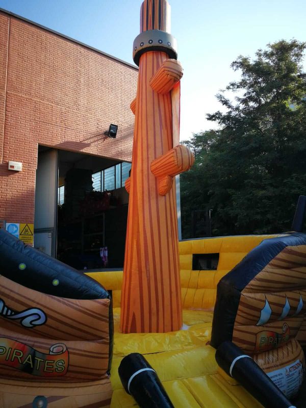 galeone gonfiabile usato