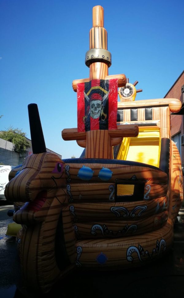 galeone gonfiabile usato