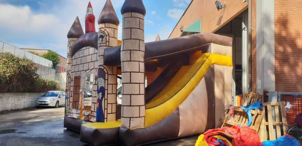 giochi gonfiabili economici