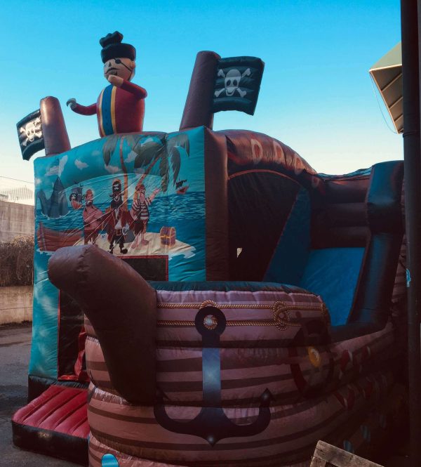 giochi gonfiabili per bambini usati