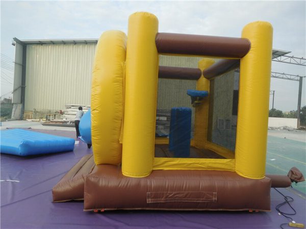 gioco gonfiabile per giardino