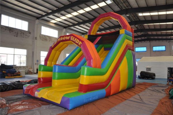 scivolo gonfiabile