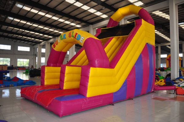 scivolo gonfiabile per bambini